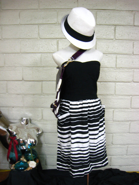 MN-601 Ladies Dress Form with Long Neck Hat Display - DisplayImporter